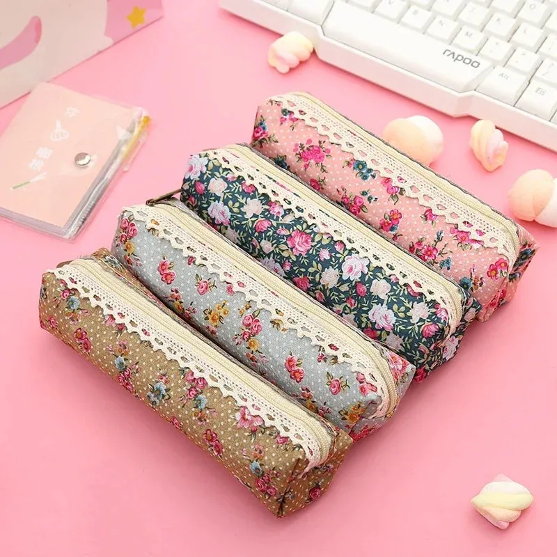 Flower & Laces pouches