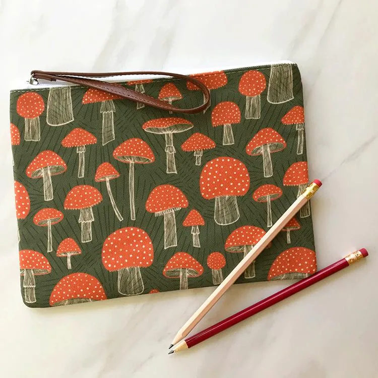 Mushroom Pouch