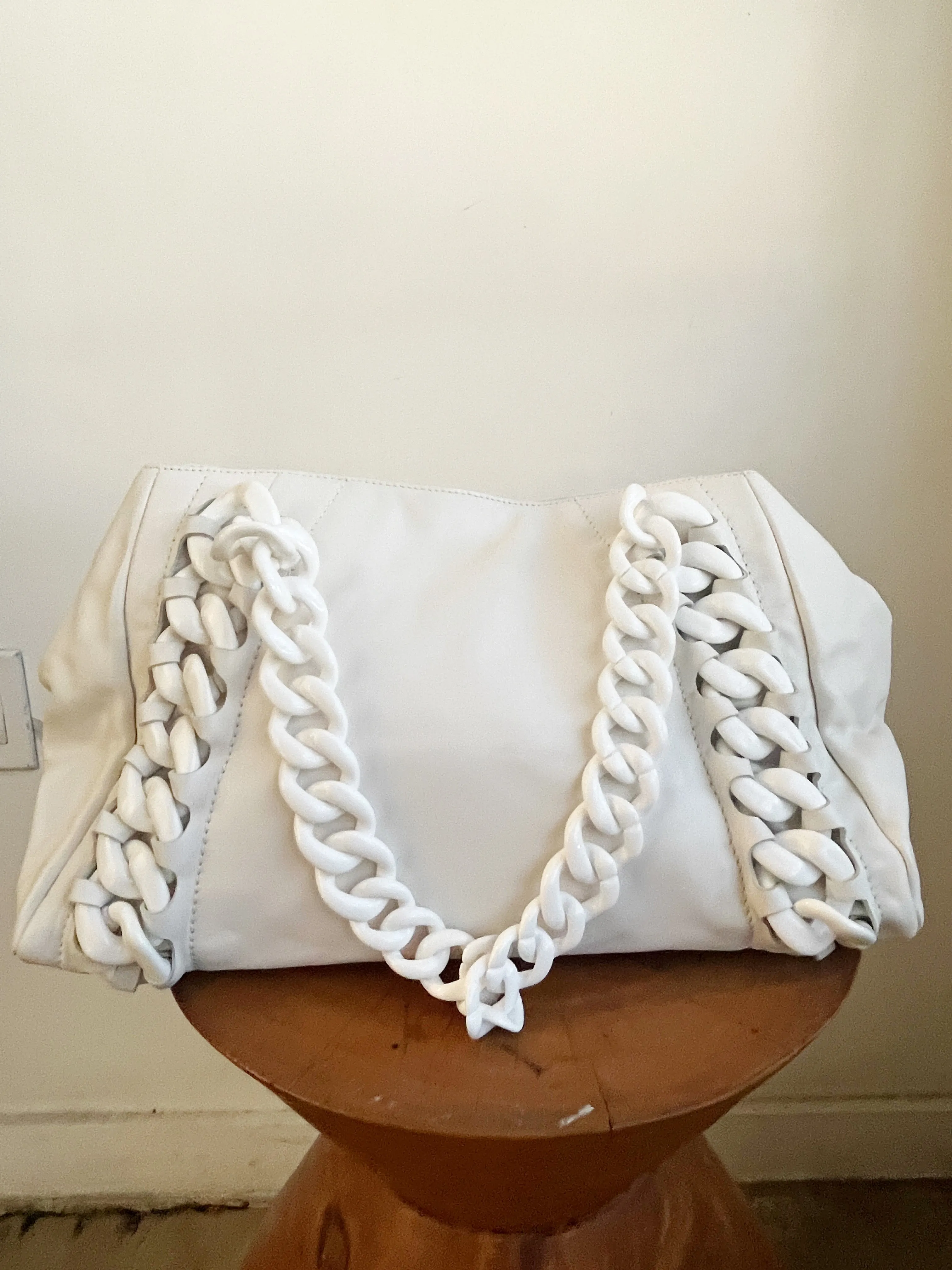 RHODOID MODERN CHAIN BAG